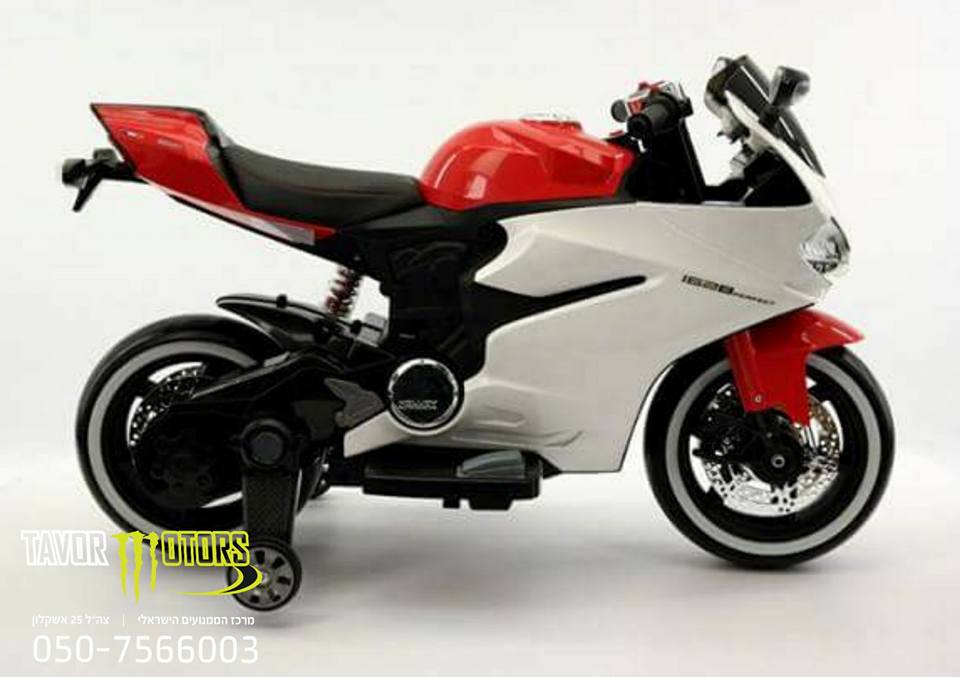 אופנוע דוקאטי אדום